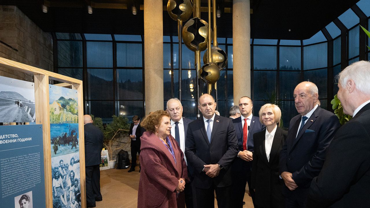 На площад Св. Александър Невски“ в София от 10:00 часа