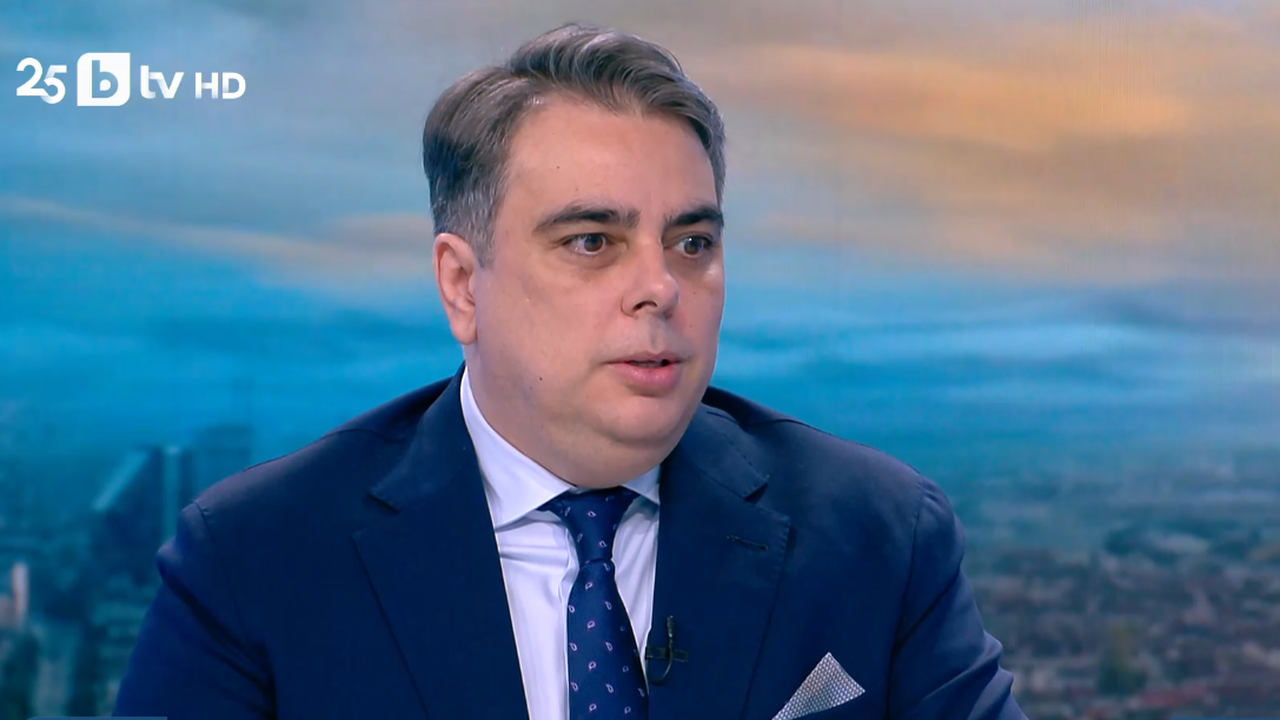 За първи път от Жан Виденов насам разходите отидоха над