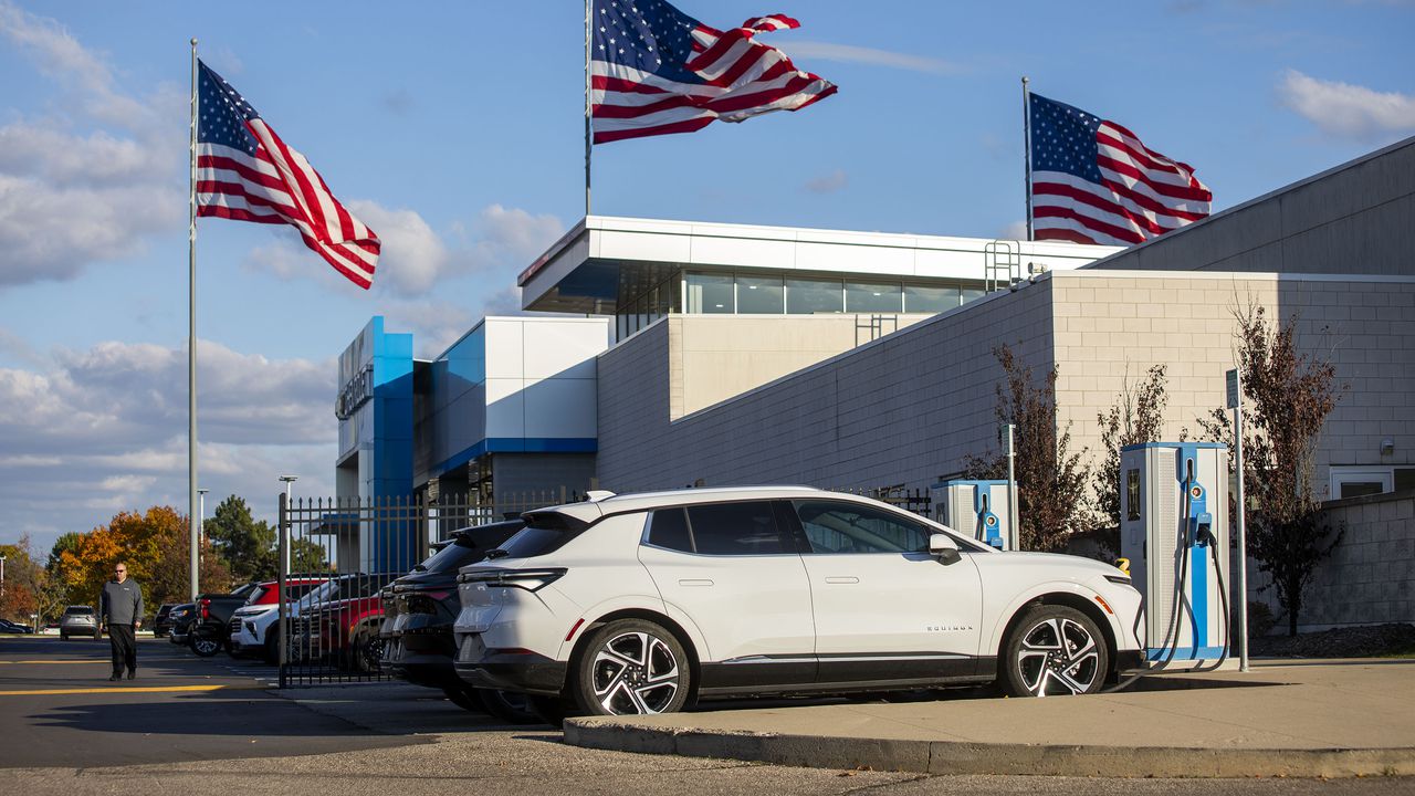 Равнището на безработицата се е повишило от 4,3 процента през