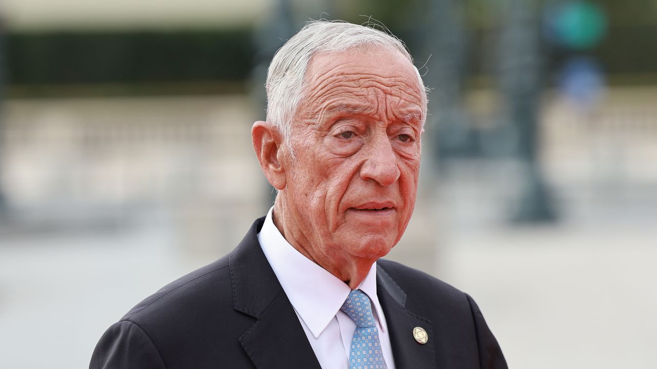 Португалският президент изрази солидарност за железопътна катастрофа в Испания, при