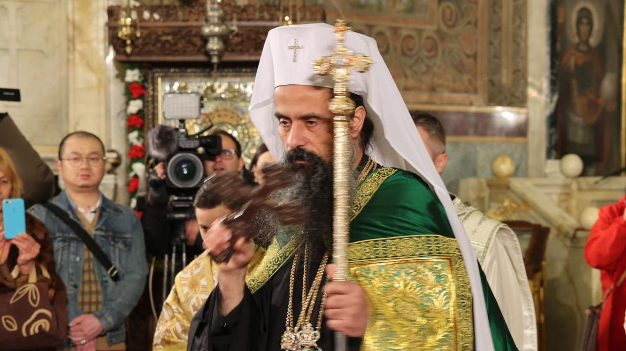 Патриарх Даниил ще отслужи водосвет на езерото „Бъбрека“ в Рила планина