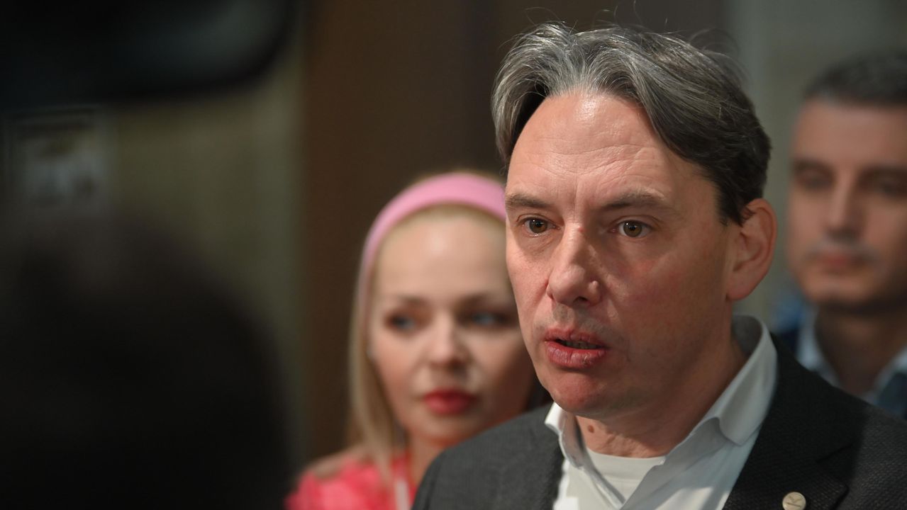 Доц. Пандов (ПП-ДБ): Цинично е управляващите да казват, че средства в бюджета за младите лекари няма да има