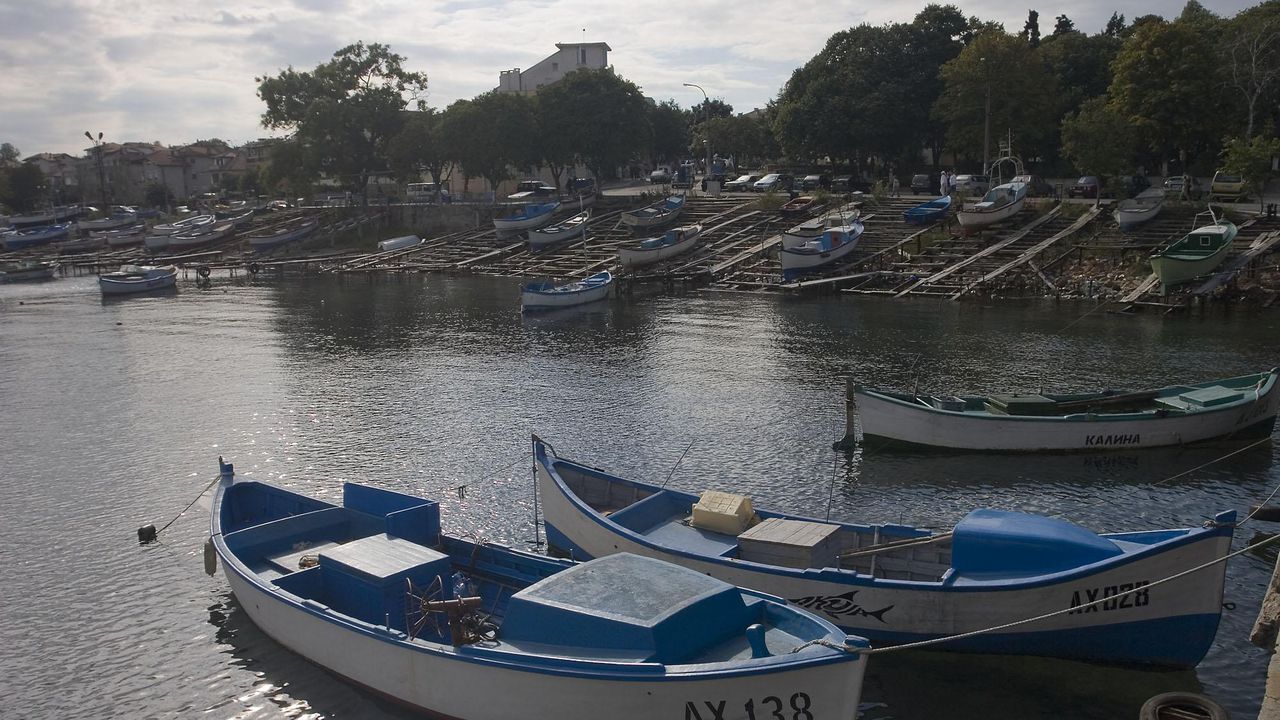 Общинският съвет (ОбС) на Царево одобри пренасочването на близо 200