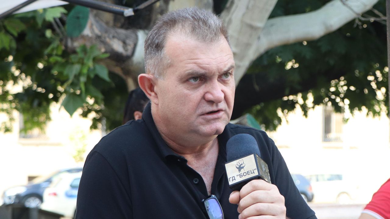 Опитът да се влезе в офиса с взлом беше акция