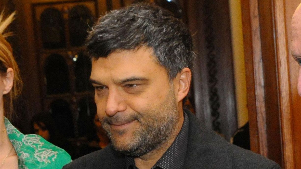 Почина Тодор Славков