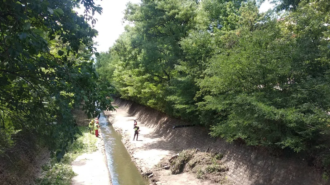 Мъж падна в коритото на Перловската река до Орлов мост