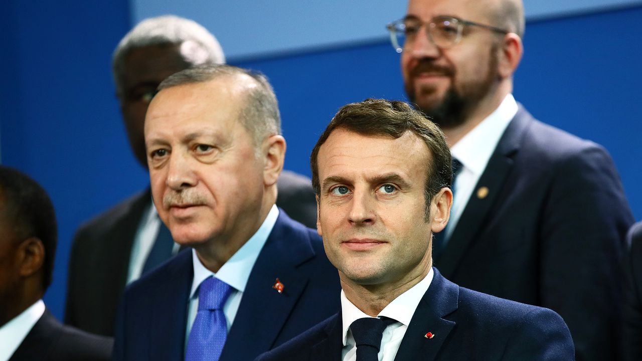 Ердоган обсъди с Макрон мирния процес между Русия и Украйна и Газа