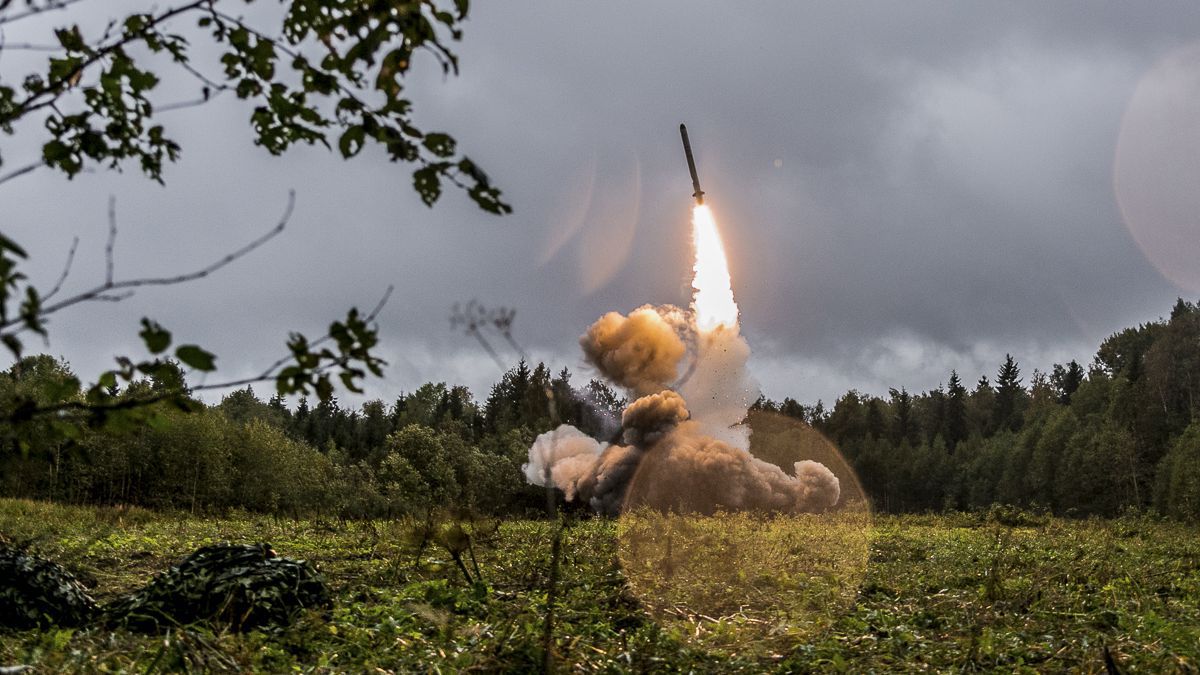 Модифициран вариант на руски ракети притесниха САЩ: Системите „Пейтриът“ почти не ги прихващат