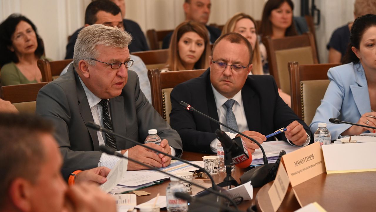 Комисията по околна среда: 16 града и 283 села са с нарушено водоснабдяване, за критична ситуация и дума не може да става