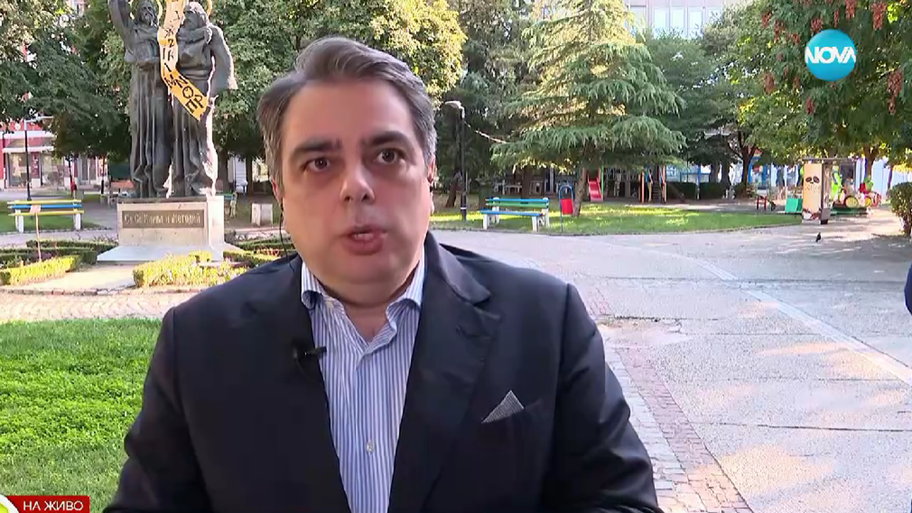 Асен Василев разкри готви ли ПП-ДБ нов вот на недоверие към кабинета "Желязков"