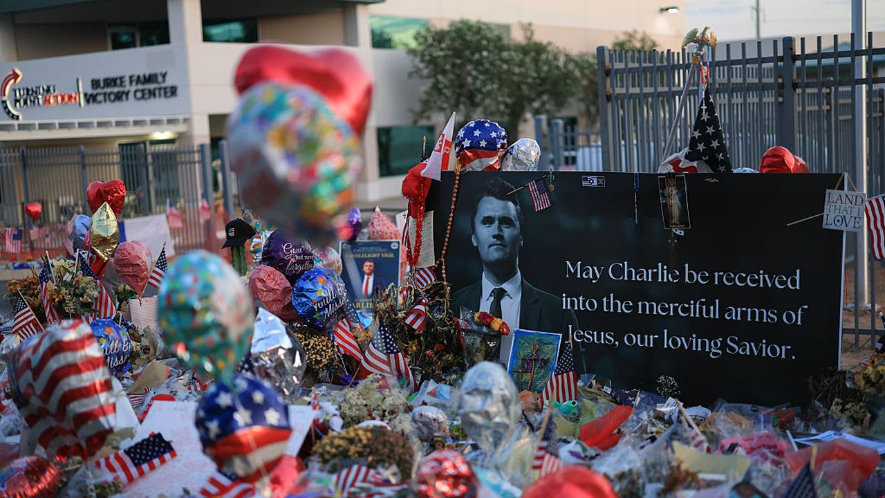 Тръмп и Ванс ще говорят на помена на десния активист Чарли Кърк