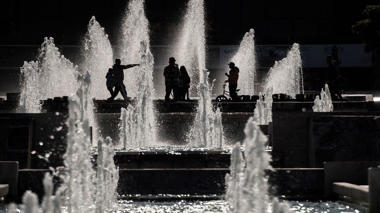 Общи характеристики, държавност и средаБлагосъстояние и довериеПубличностВ публичната сфера има