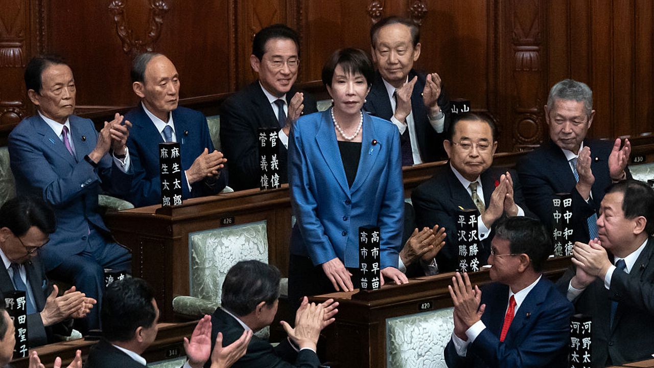 Санае Такаичи стана първата жена, избрана на поста министър-председател на