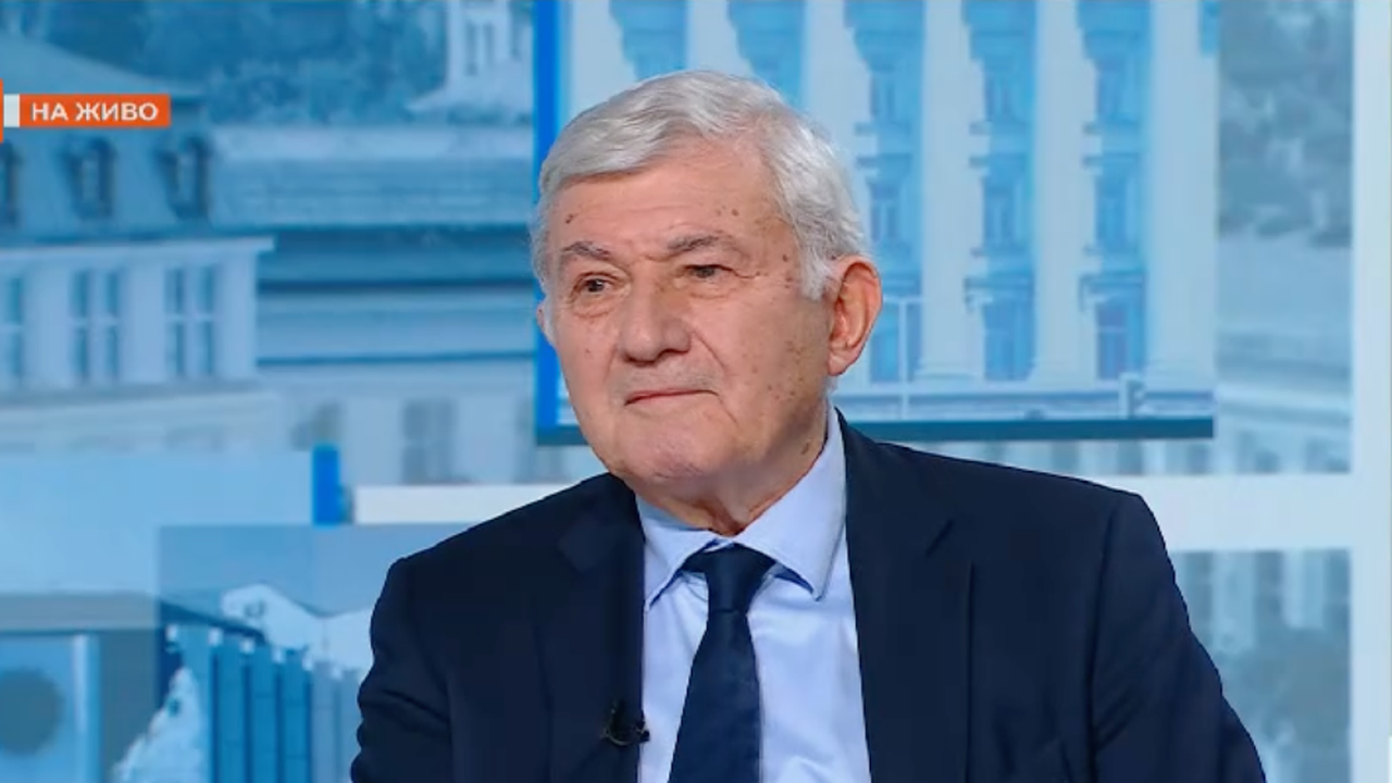 Здравеопазването не се прави с пари, а с много пари.