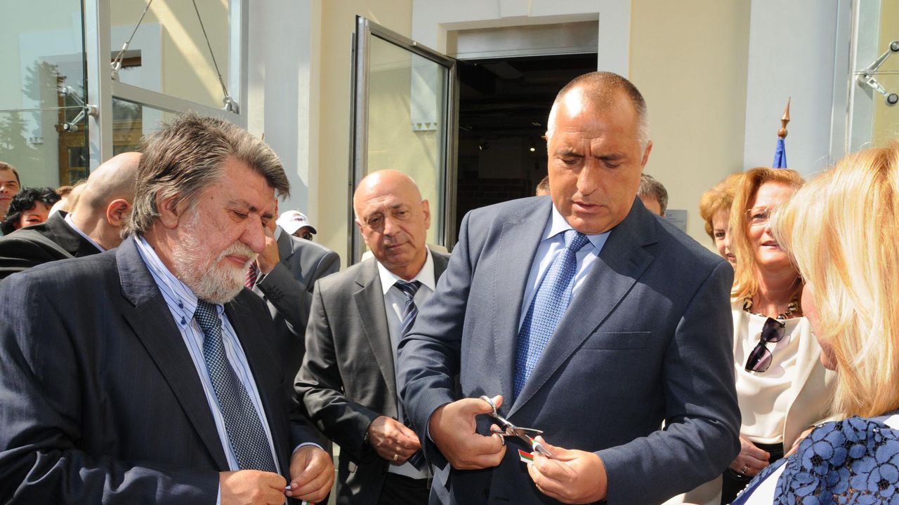 Шефът на "Лувъра" бил тайно у нас