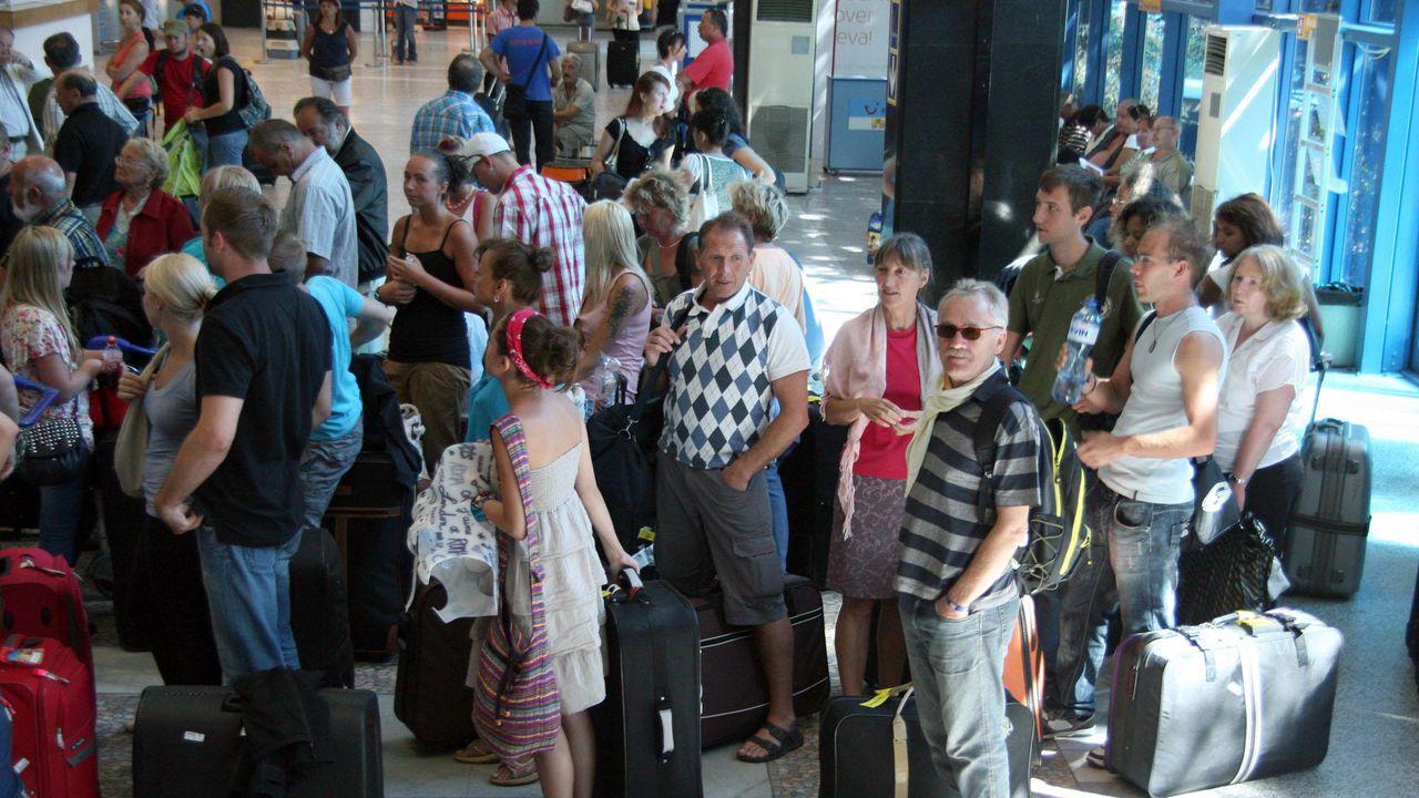 Прокуратурата погва "Алма Тур"