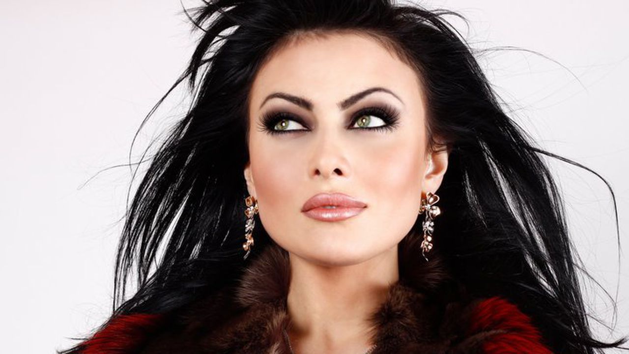 Сравняват  Inna s Лили от Биг Брадър