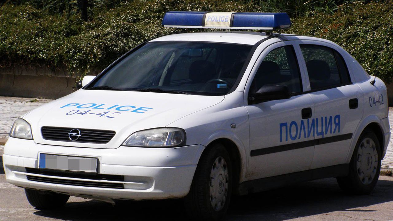 Баща преби учител на сина си в Лом