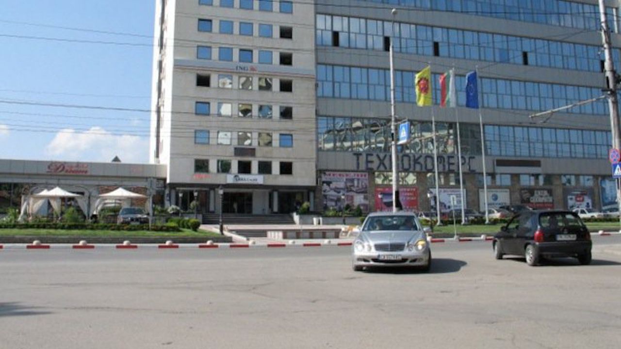 Куриоз! Пернишкият ВУЗ ще обучава студенти в Триполи