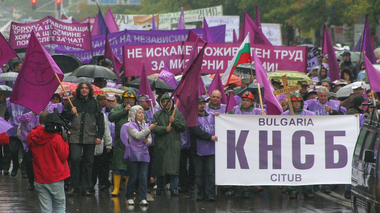 КНСБ: Категорийните работници да имат гарантирани права