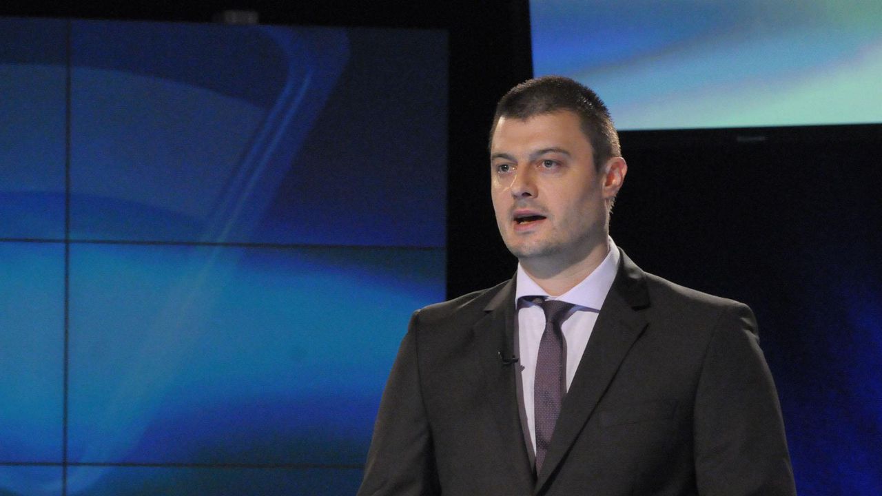 Бареков заплашил живота на Алексей Петров