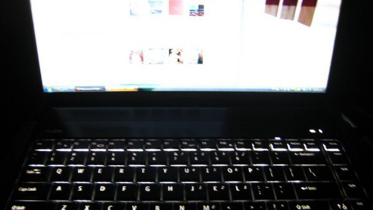 Жена опита да продаде децата си в eBay