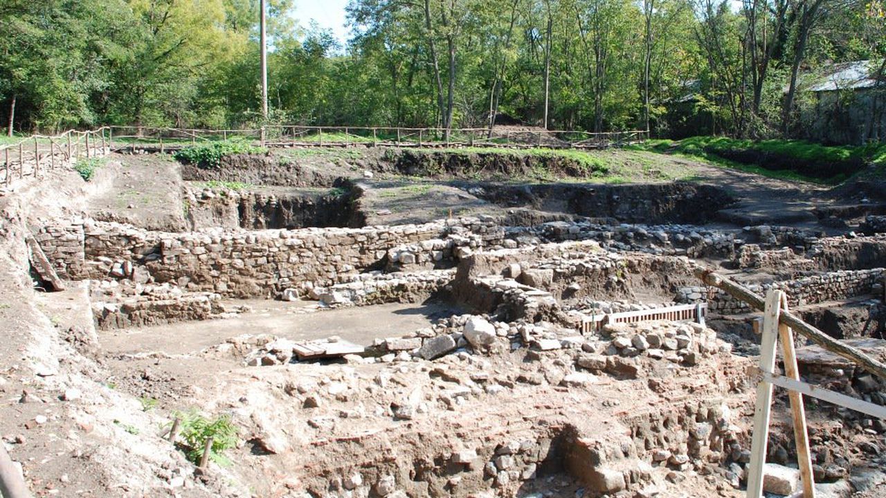 Откриха антични сгради в района на бургаските минерални бани