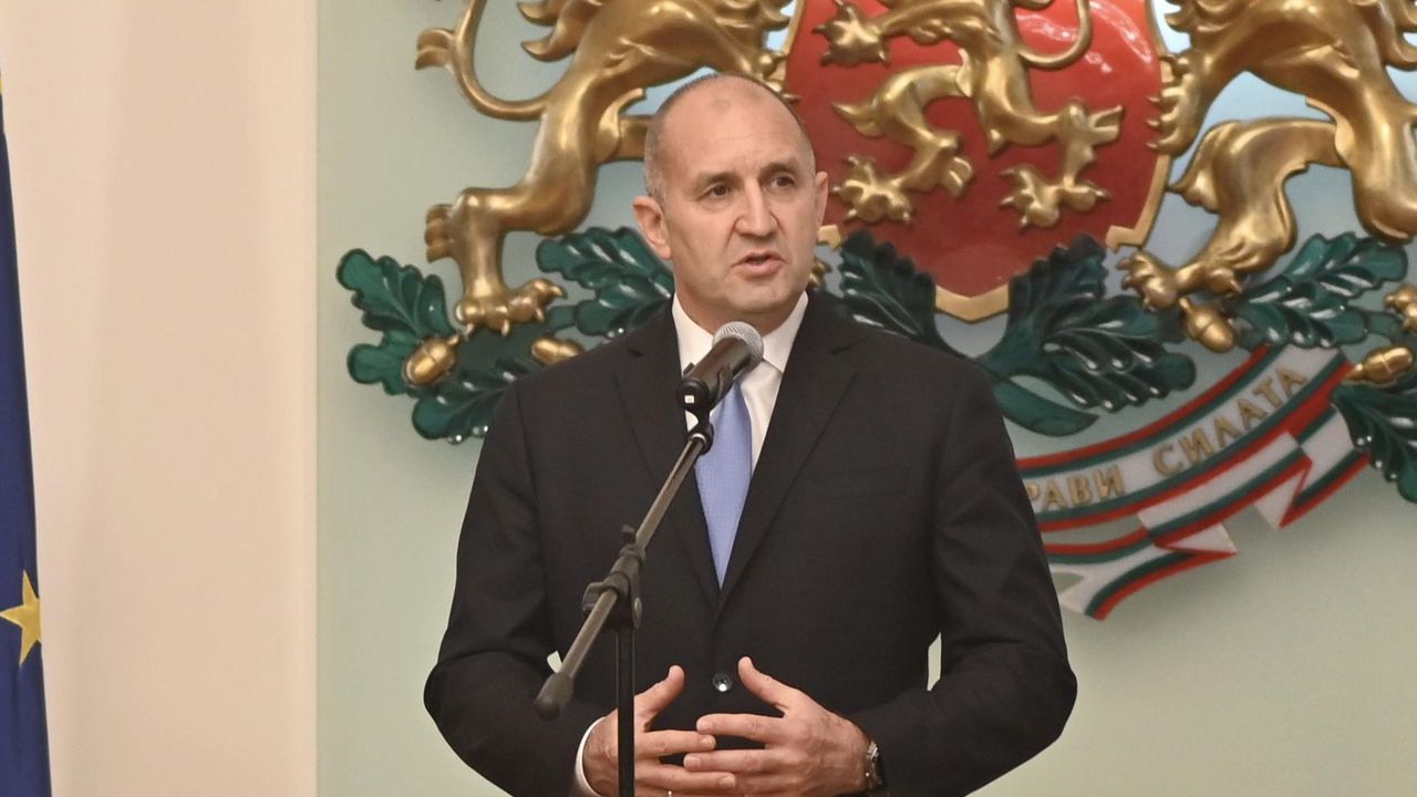 Президентът Румен Радев: Не трябва да допускаме благата на труда да се ограбват