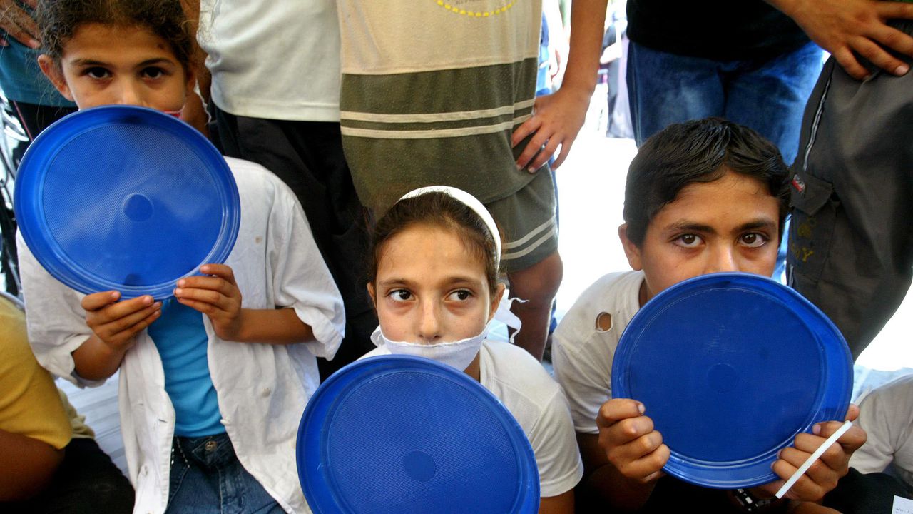 ООН: Нови жертви и глад в ивицата Газа въпреки ежедневните паузи в сраженията