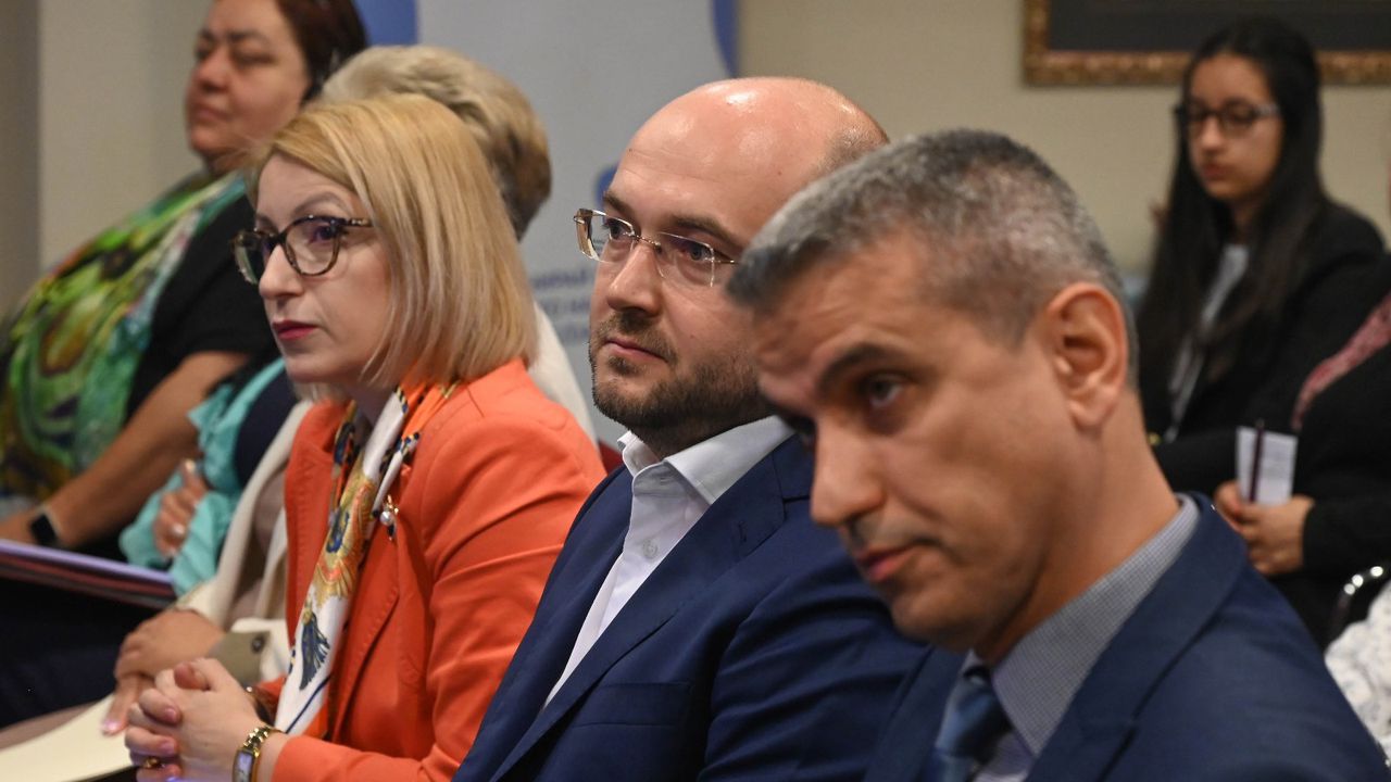 Министър Георгиев: Наша задача е да защитаваме по адекватен и категоричен начин децата, станали жертви на престъпления