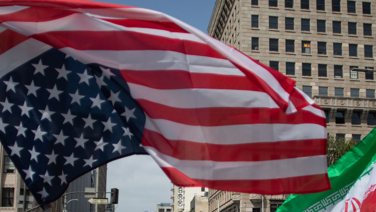 САЩ са използвали шест бомбардировача B2, за да хвърлят 12