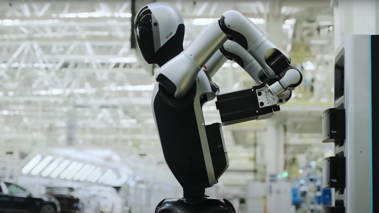 Досега хуманоидните роботи трябваше или да бъдат постоянно включени към