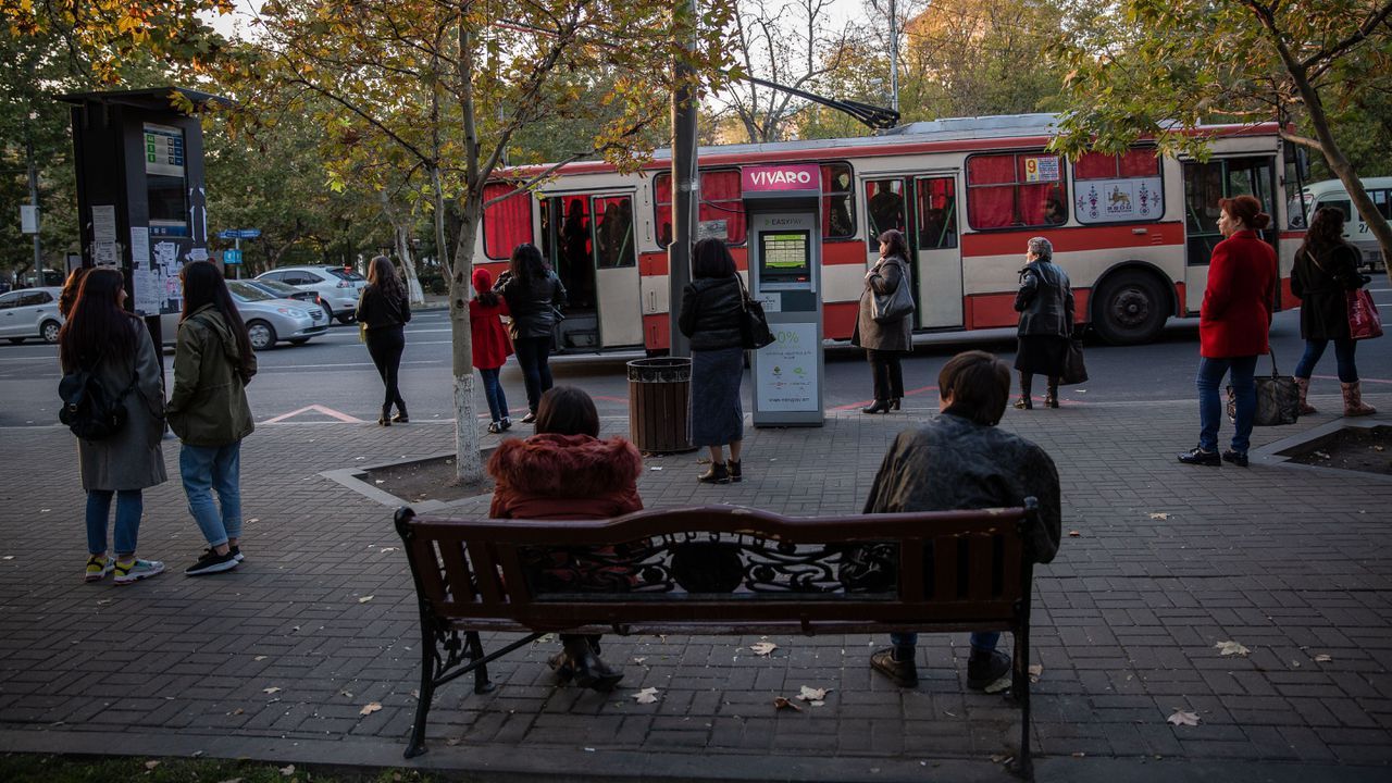 Според проучване в Армения 49% от анкетираните биха гласували за