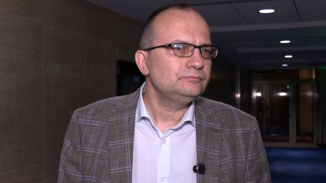 – Г-н Димитров, започваме с бюджета за 2026 г. Това