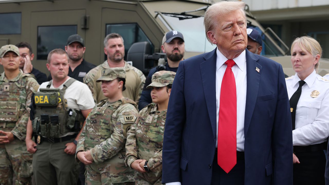 „Те са като олио и оцет“: Тръмп коментира евентуална среща между Путин и Зеленски