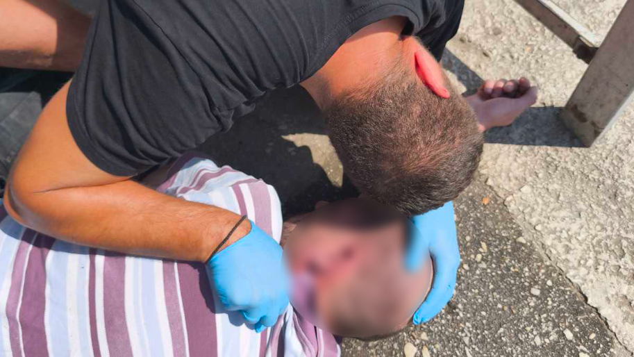 Днес един младеж е в добро общо състояние заради адекватната