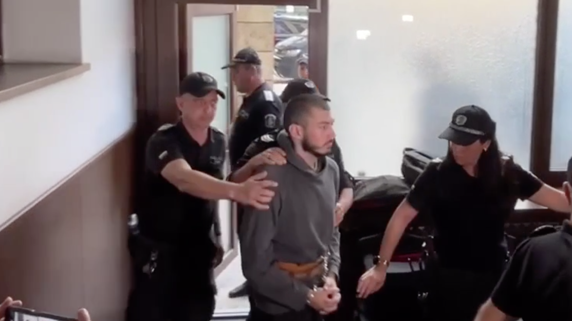 Доведоха в съда в Пловдив Ивелин Цветанов - арестувания младеж