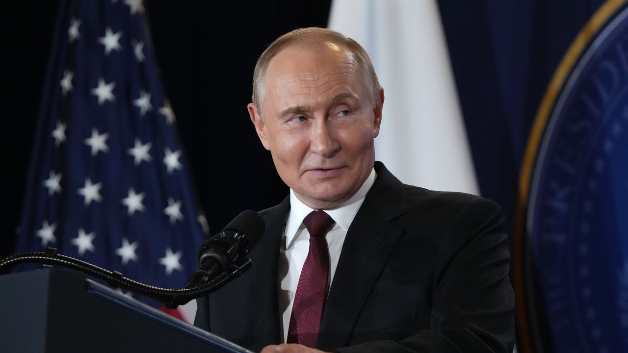 Москва: Все още е рано е за контакт с България за полета на Путин