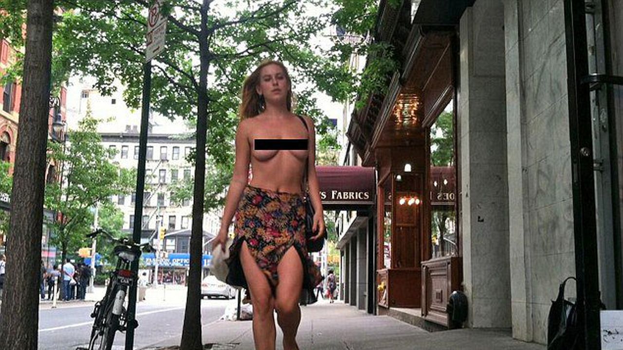 българка гола Мис Пиги лъсна гола в нета (снимка 18+) | Новини.бг