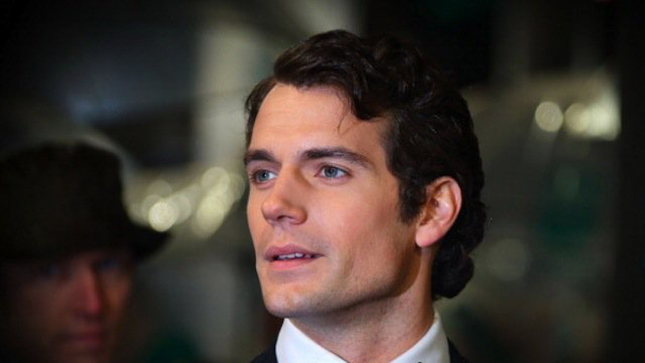 Гай Ричи замени Том Круз със Супермен