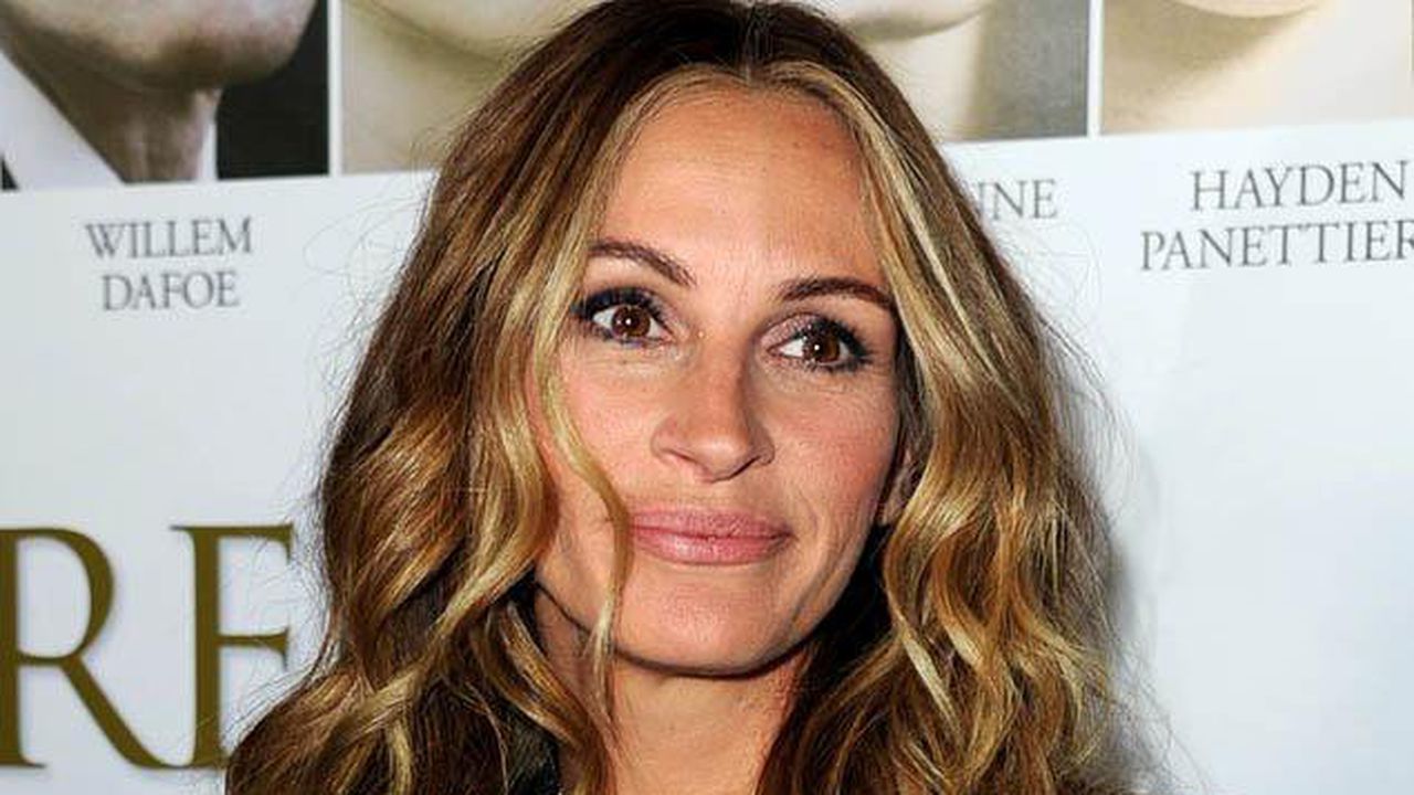 Режисьор иска Джулия Робъртс да си махне бенките