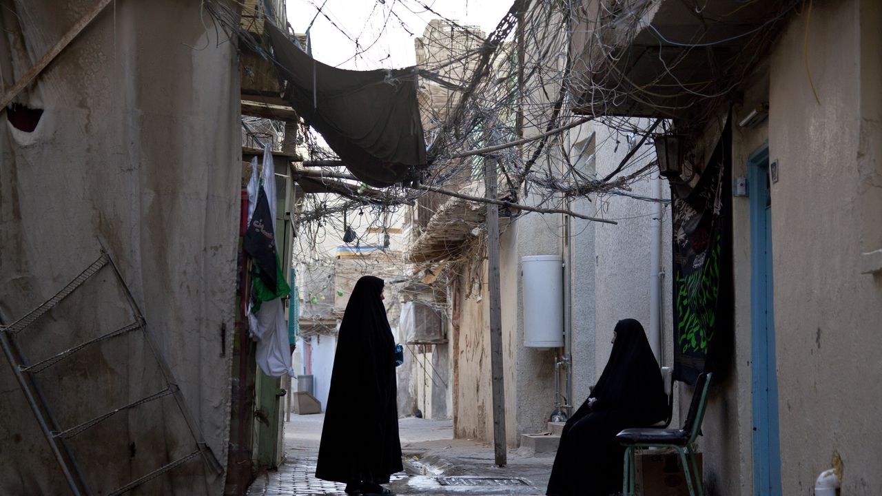 Забрадки с макове носят британски мюсюлманки (снимка)