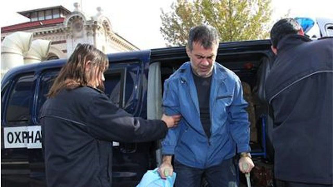 Златистия се върна в затвора