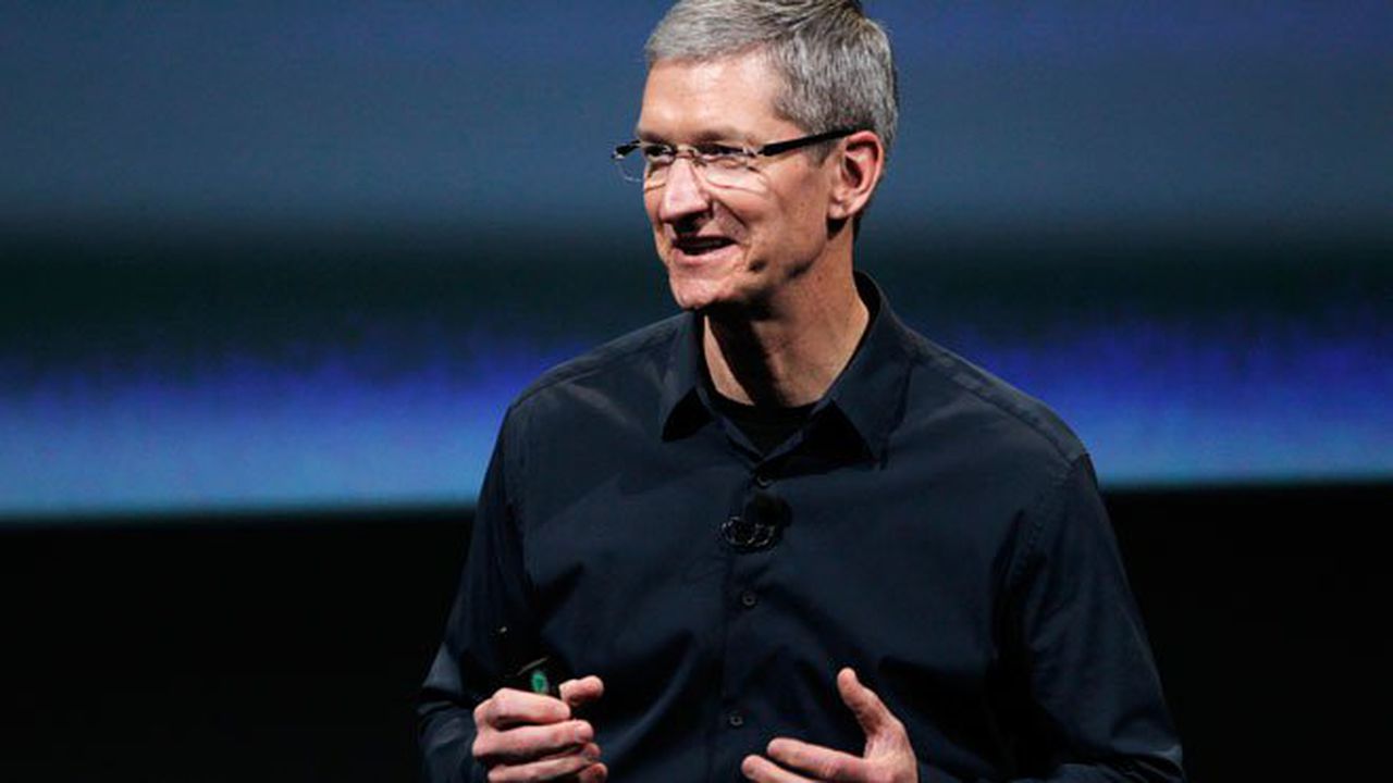 Шефът на Apple: Гордея се, че съм гей