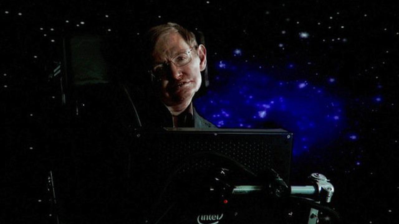 Стивън Хокинг обеща да публикува във Facebook своите открития