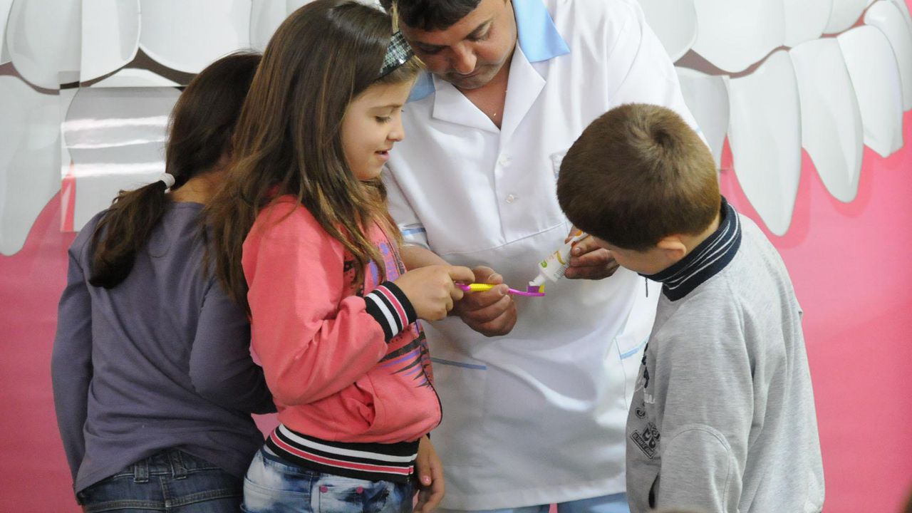 2514 деца са със силанти в Сливен, хвалят се лекари