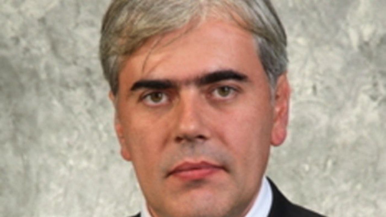 Вижте кой е задържаният банкер Орлин Русев