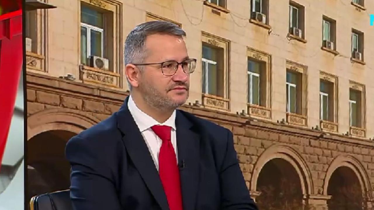 Той допълни, че се работи, за да няма опасност за