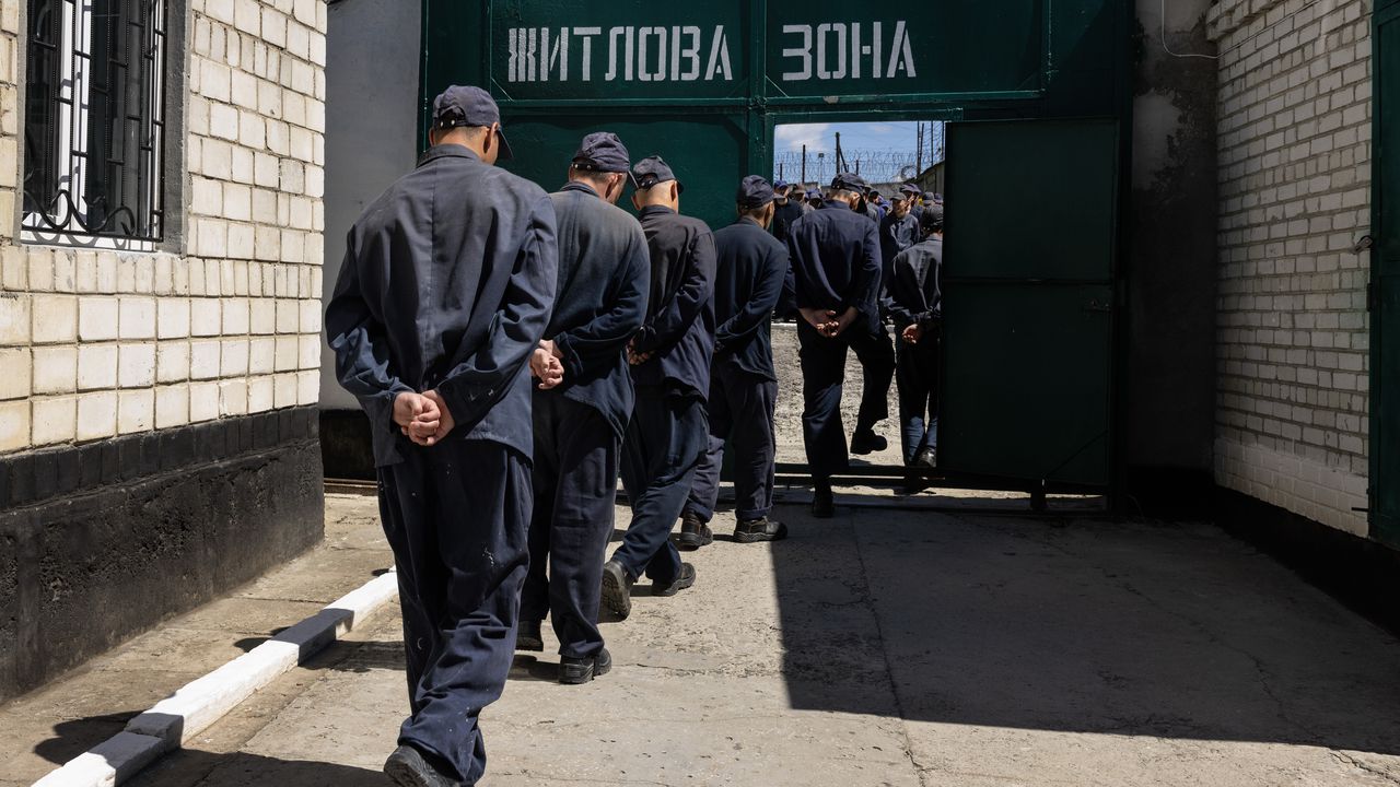 Русия и Украйна си размениха военнопленници
