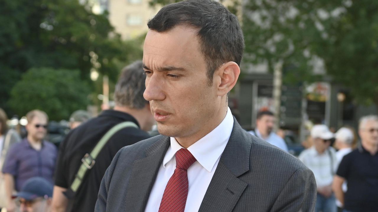 Кметът Терзиев разпореди вътрешен одит на всички обществени поръчки и договори в „Младост“ и „Люлин“